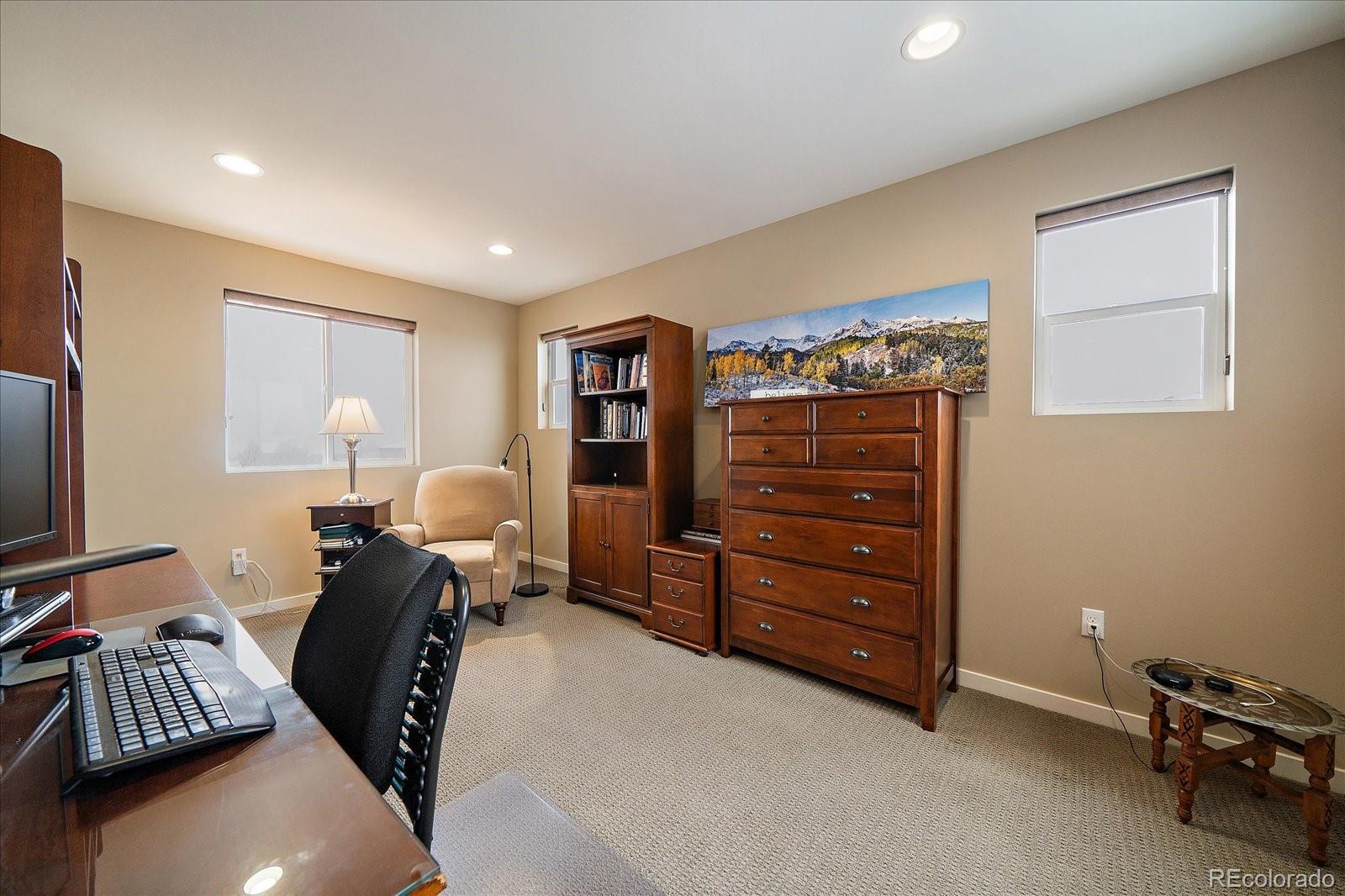 9717 Dunning Circle Highlands Ranch, CO 80126 - Photo 25 of 38