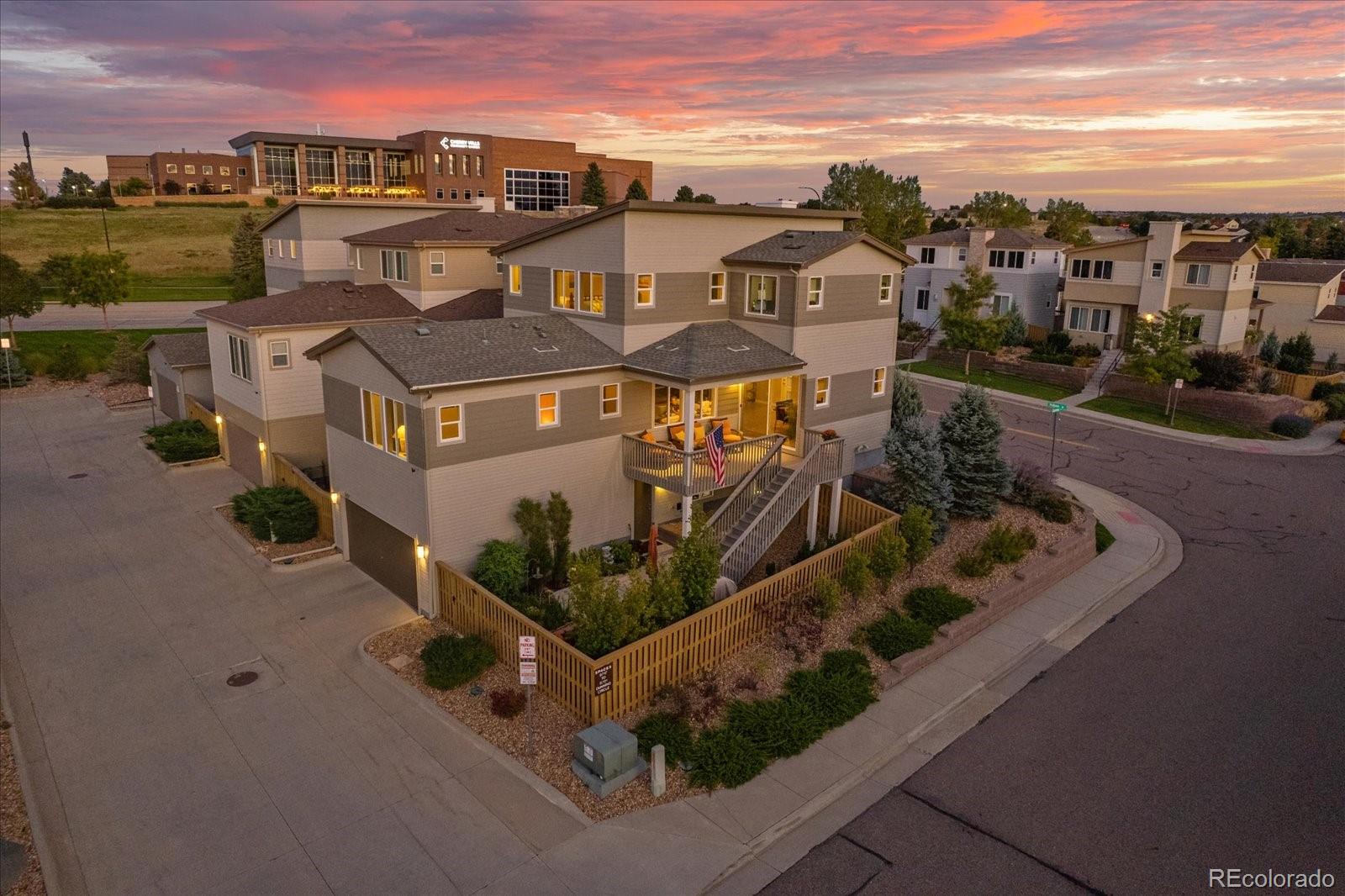 9717 Dunning Circle Highlands Ranch, CO 80126 - Photo 4 of 38