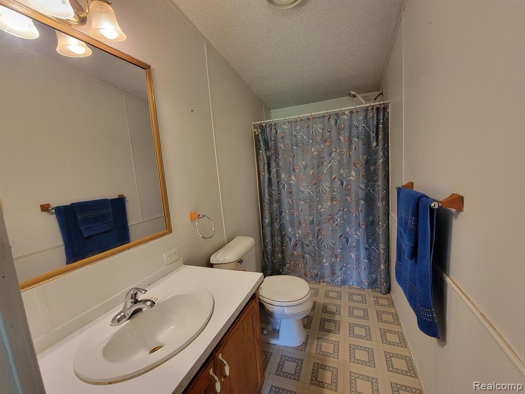 3373 Wade Road Capac, MI 48014 - Photo 15 of 34