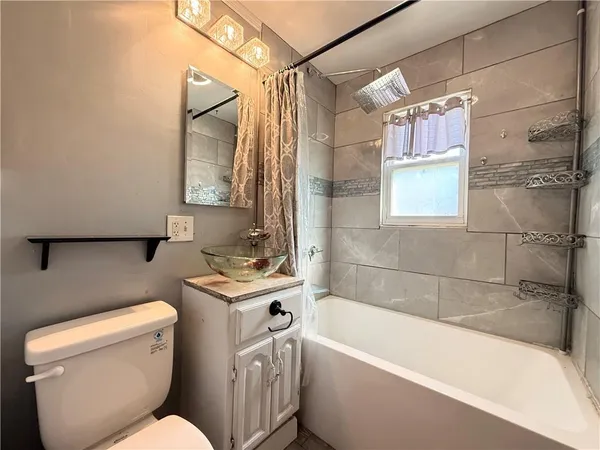 $219,000 | 7801 Northeast San Rafael Drive, Kansas City, MO 64119