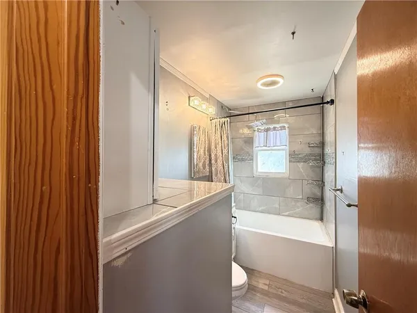 $219,000 | 7801 Northeast San Rafael Drive, Kansas City, MO 64119