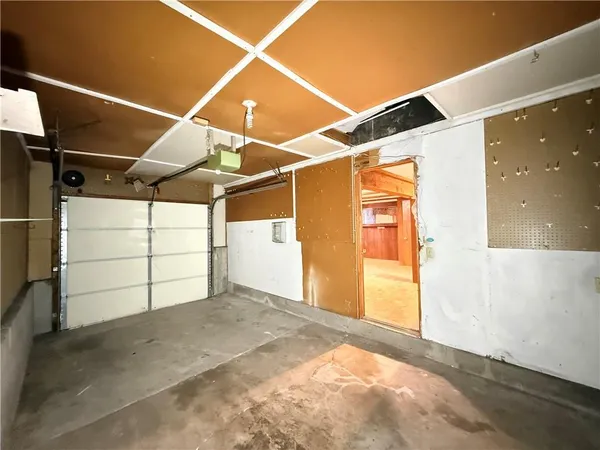 $219,000 | 7801 Northeast San Rafael Drive, Kansas City, MO 64119