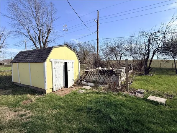 $219,000 | 7801 Northeast San Rafael Drive, Kansas City, MO 64119