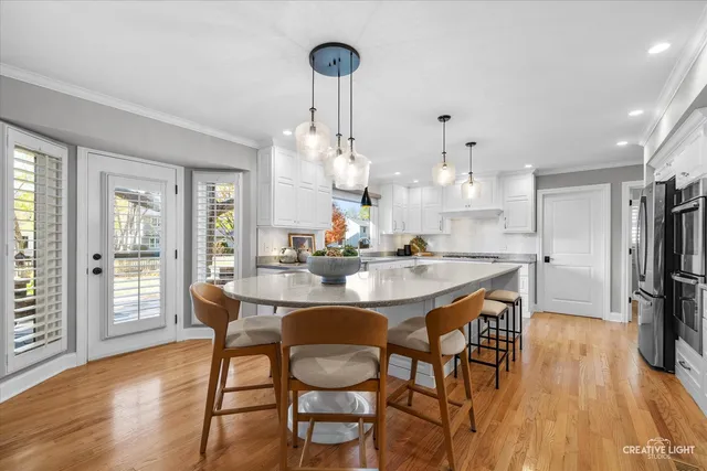 $850,000 | 1443 Meander Drive, Naperville, IL 60565