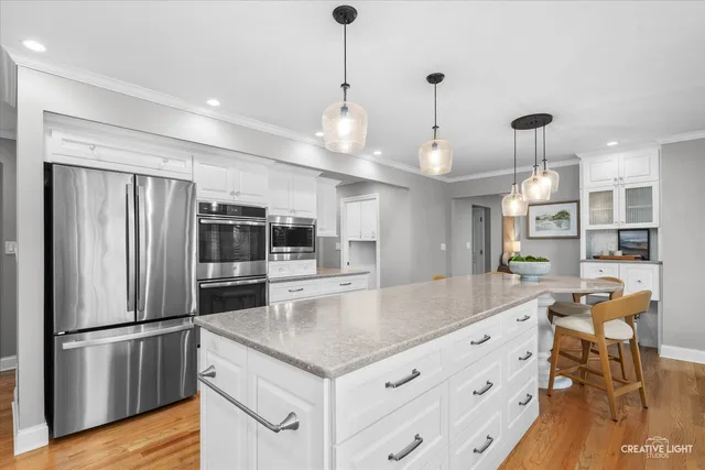 $850,000 | 1443 Meander Drive, Naperville, IL 60565