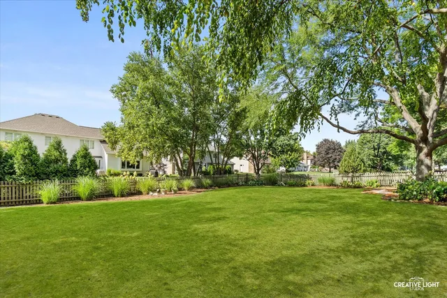 $850,000 | 1443 Meander Drive, Naperville, IL 60565