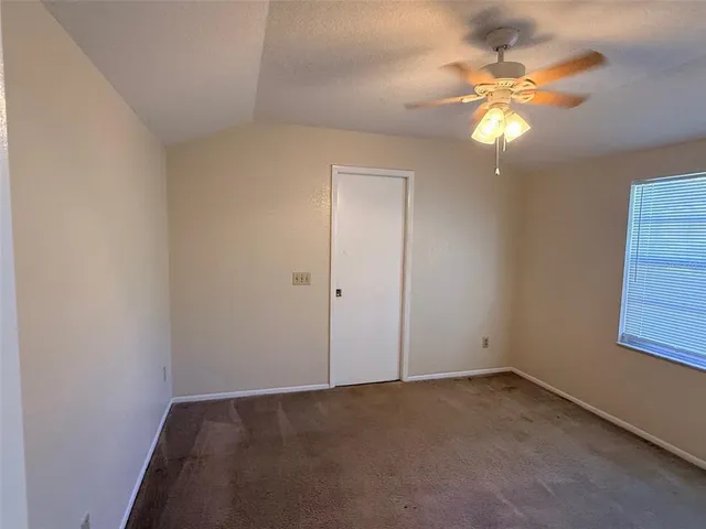 $2,295 | 3610 Dartmouth Avenue North, St. Petersburg, FL 33713