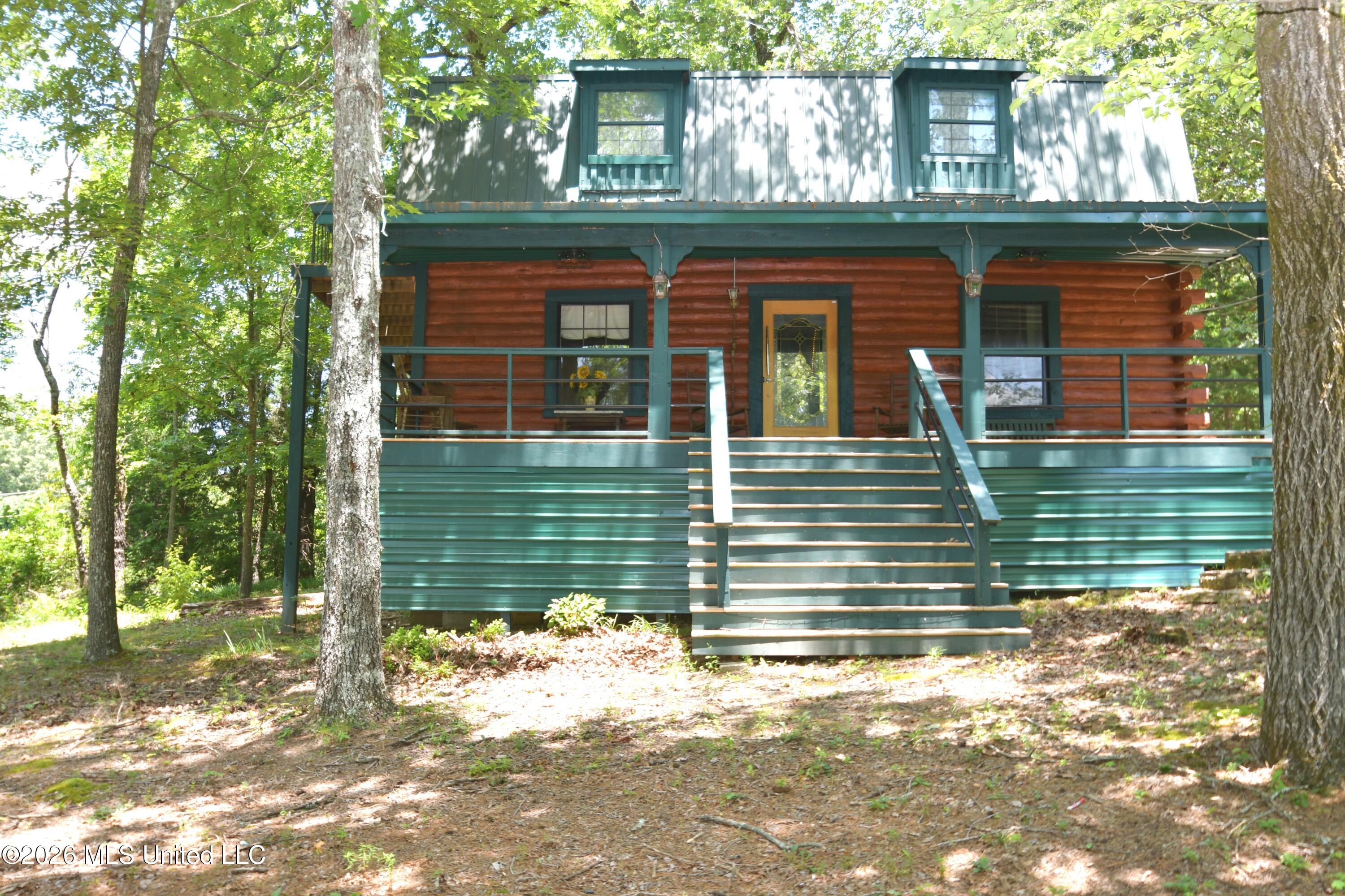 180 Red Oak Road Ashland, MS 38603 - Photo 4 of 33 Log Cabin