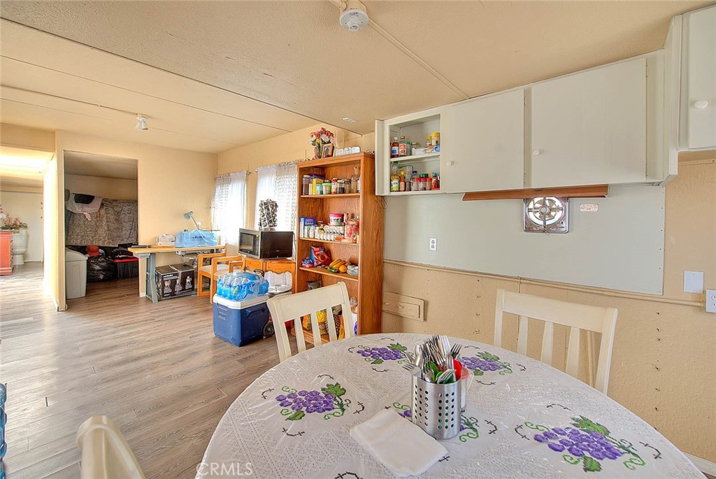 11525 Cactus Road Victorville, CA 92392 - Photo 14 of 19