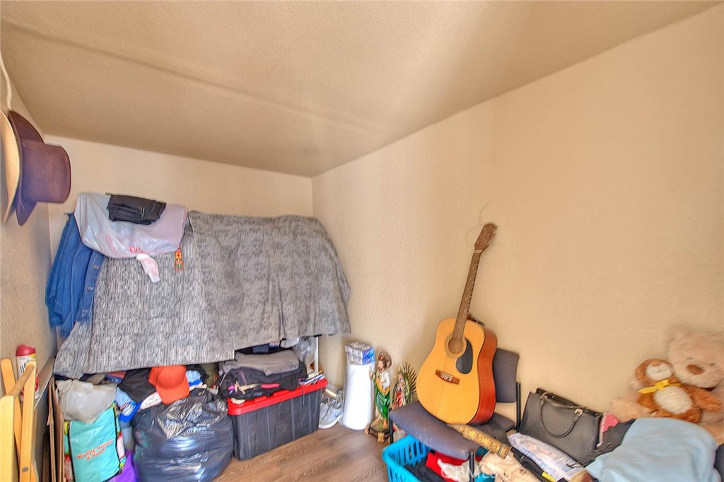 11525 Cactus Road Victorville, CA 92392 - Photo 19 of 19 Bedroom 2