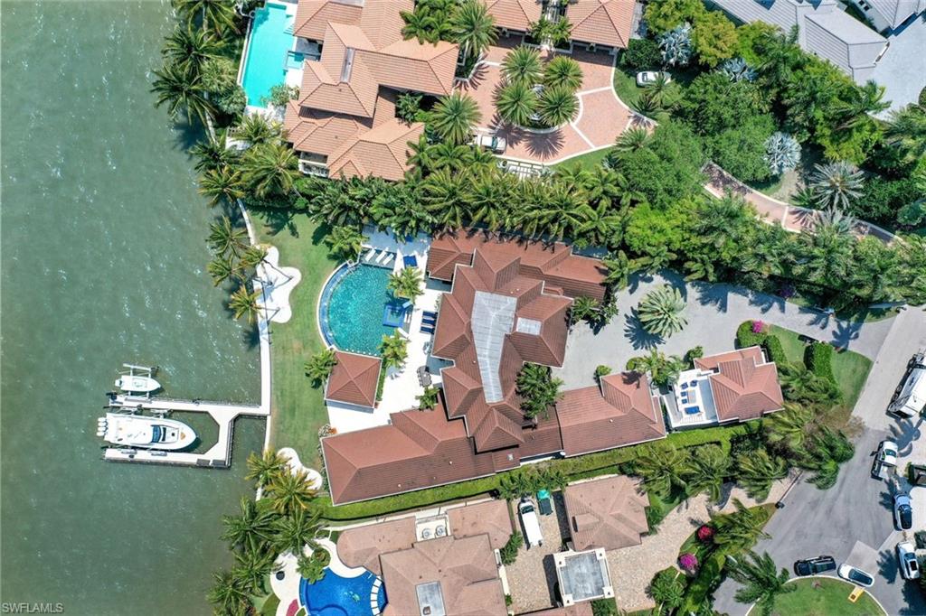 970 Aqua Circle Naples, FL 34102 - Photo 39 of 43 an aerial view of a house