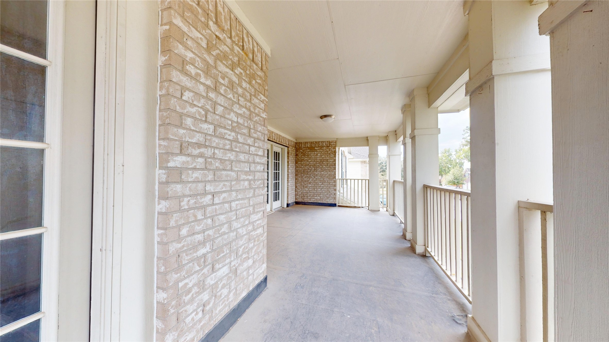 21050 Florette Lane Spring, TX 77388 - Photo 33 of 50 a view of a hallway with windows