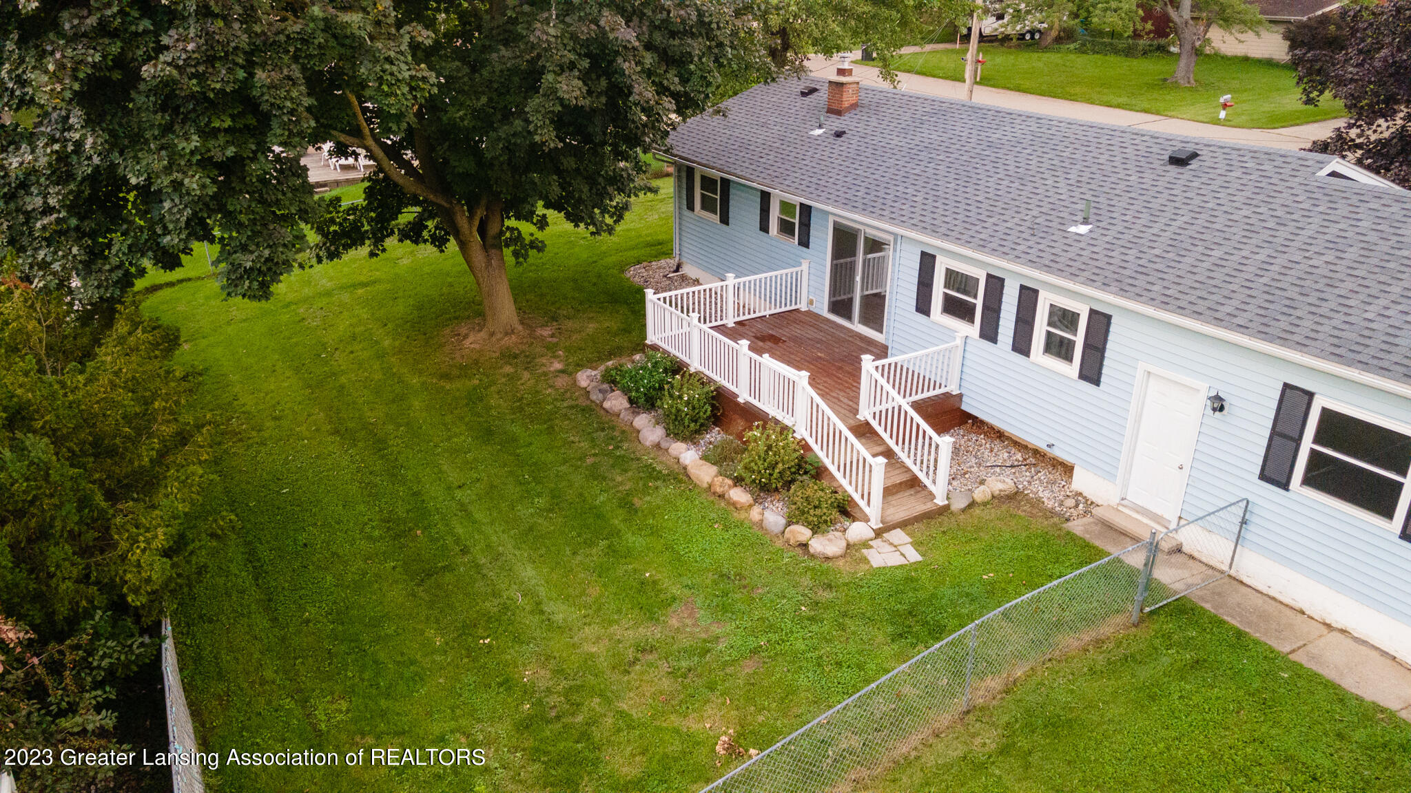 7407 Yorktown Road Lansing, MI 48917 - Photo 28 of 38 7407_Yorktown_BROCK-16