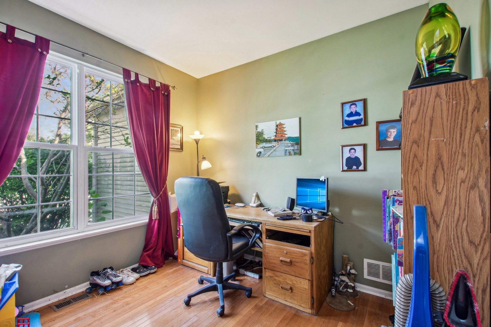2673 Rourke Drive Aurora, IL 60503 - Photo 12 of 37 a view of a workspace with furniture and a window