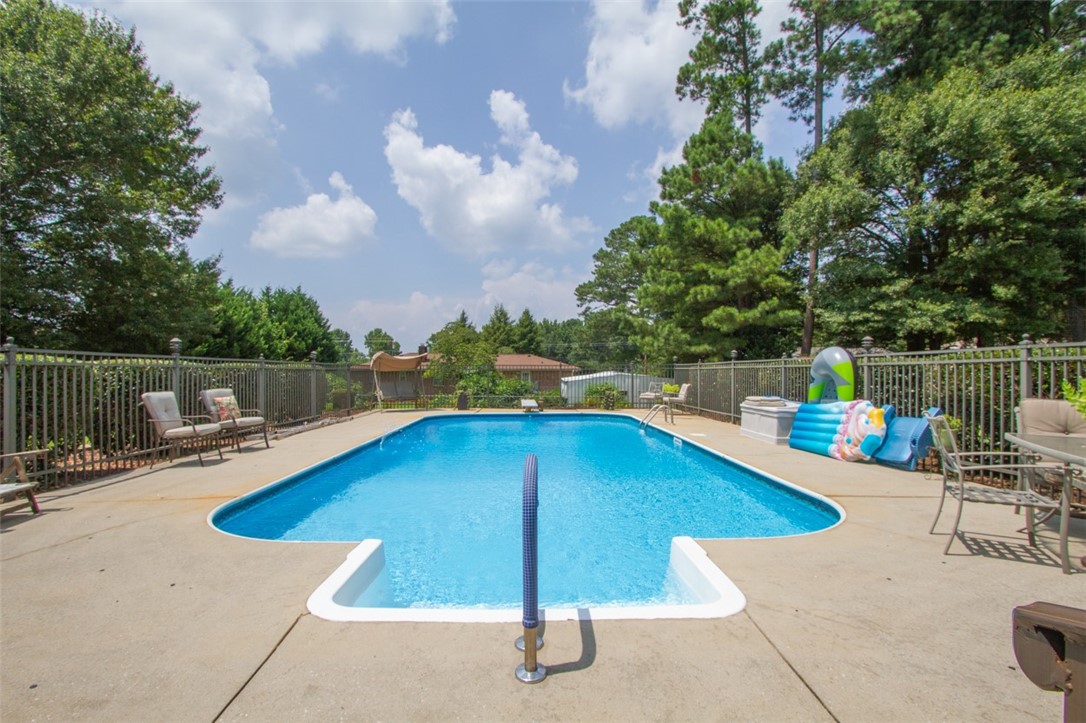 110 Pine Bark Road Anderson, SC 29625 - Photo 29 of 41 Gallery Image 29