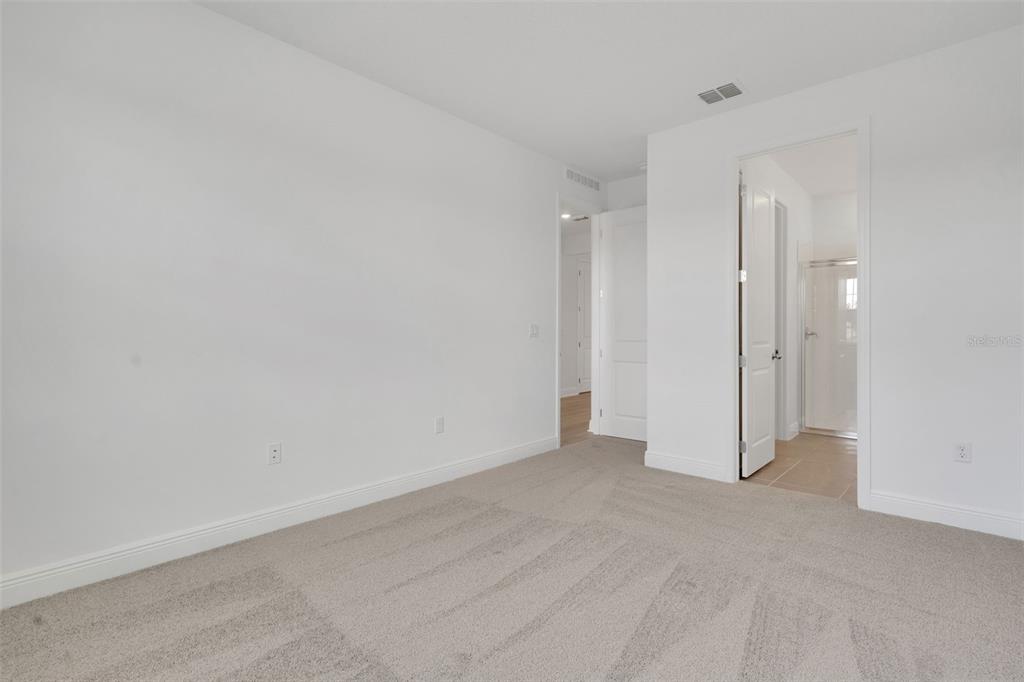 1022 Swamp Chestnut Loop Lady Lake, FL 32159 - Photo 12 of 47