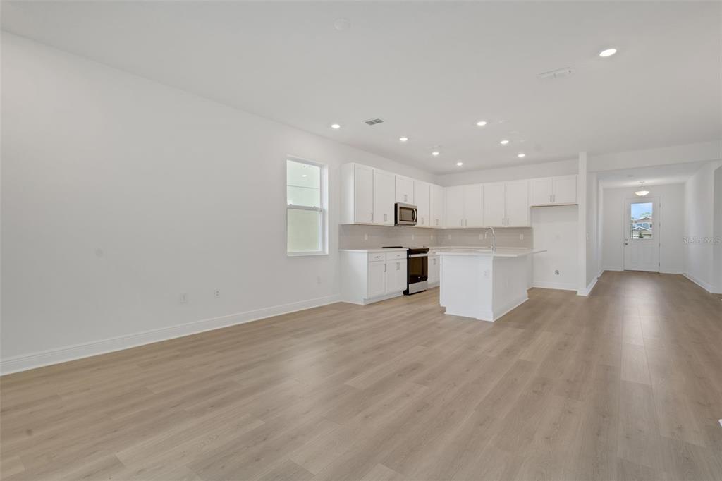 1022 Swamp Chestnut Loop Lady Lake, FL 32159 - Photo 16 of 47