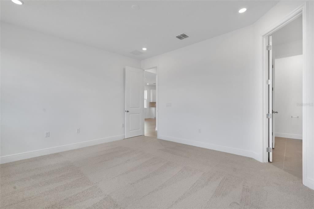 1022 Swamp Chestnut Loop Lady Lake, FL 32159 - Photo 30 of 47