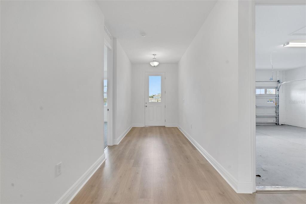 1022 Swamp Chestnut Loop Lady Lake, FL 32159 - Photo 10 of 47