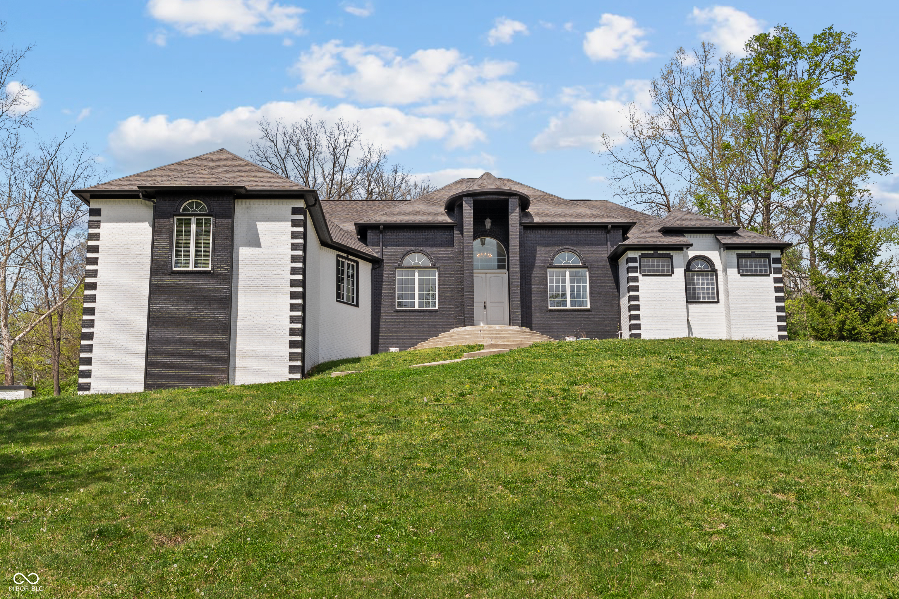 9030 Fall Creek Road Indianapolis, IN 46256 - Photo 1 of 38