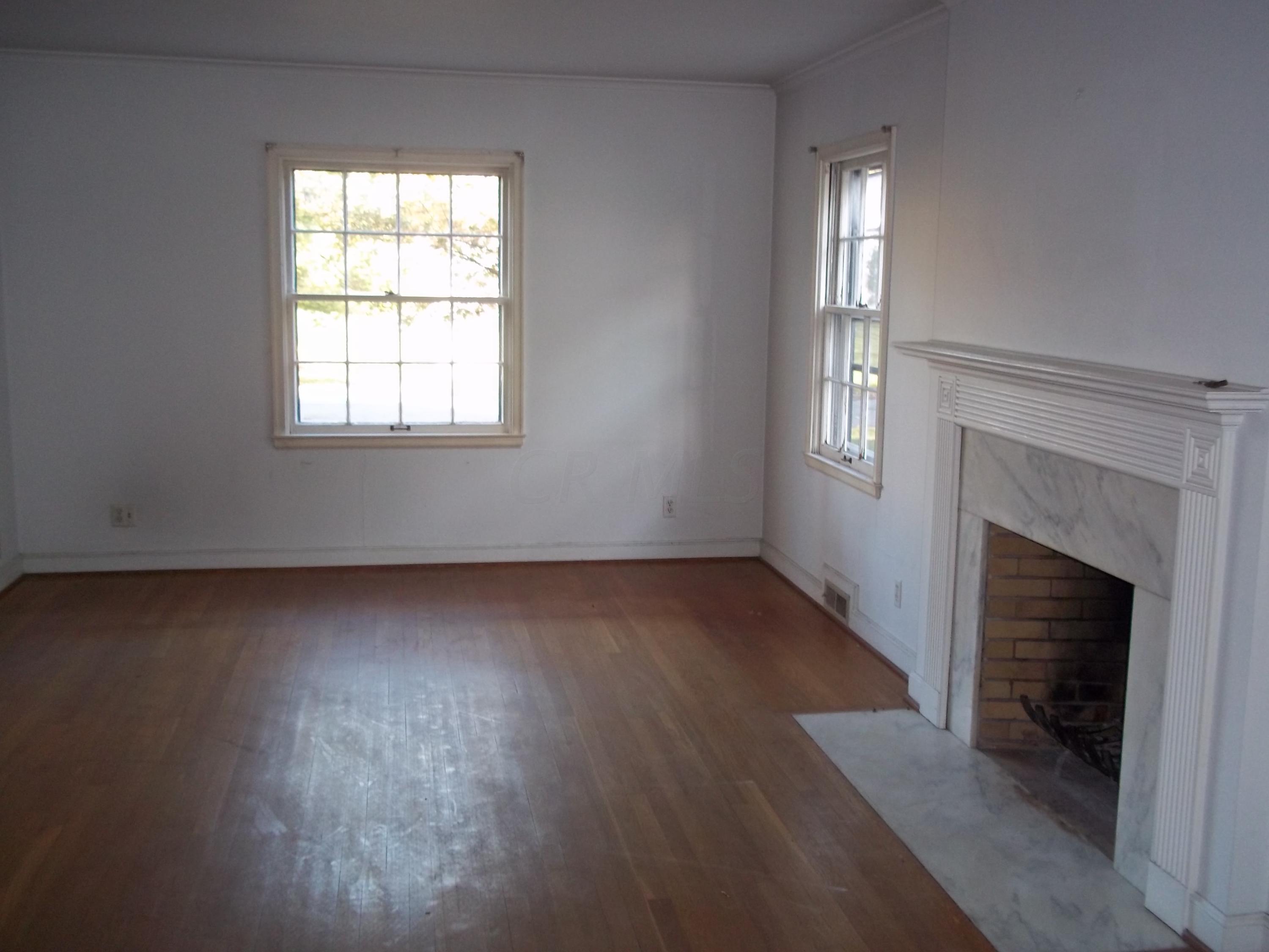 2697 Camden Road Columbus, OH 43221 - Photo 4 of 16 Gallery Image 4