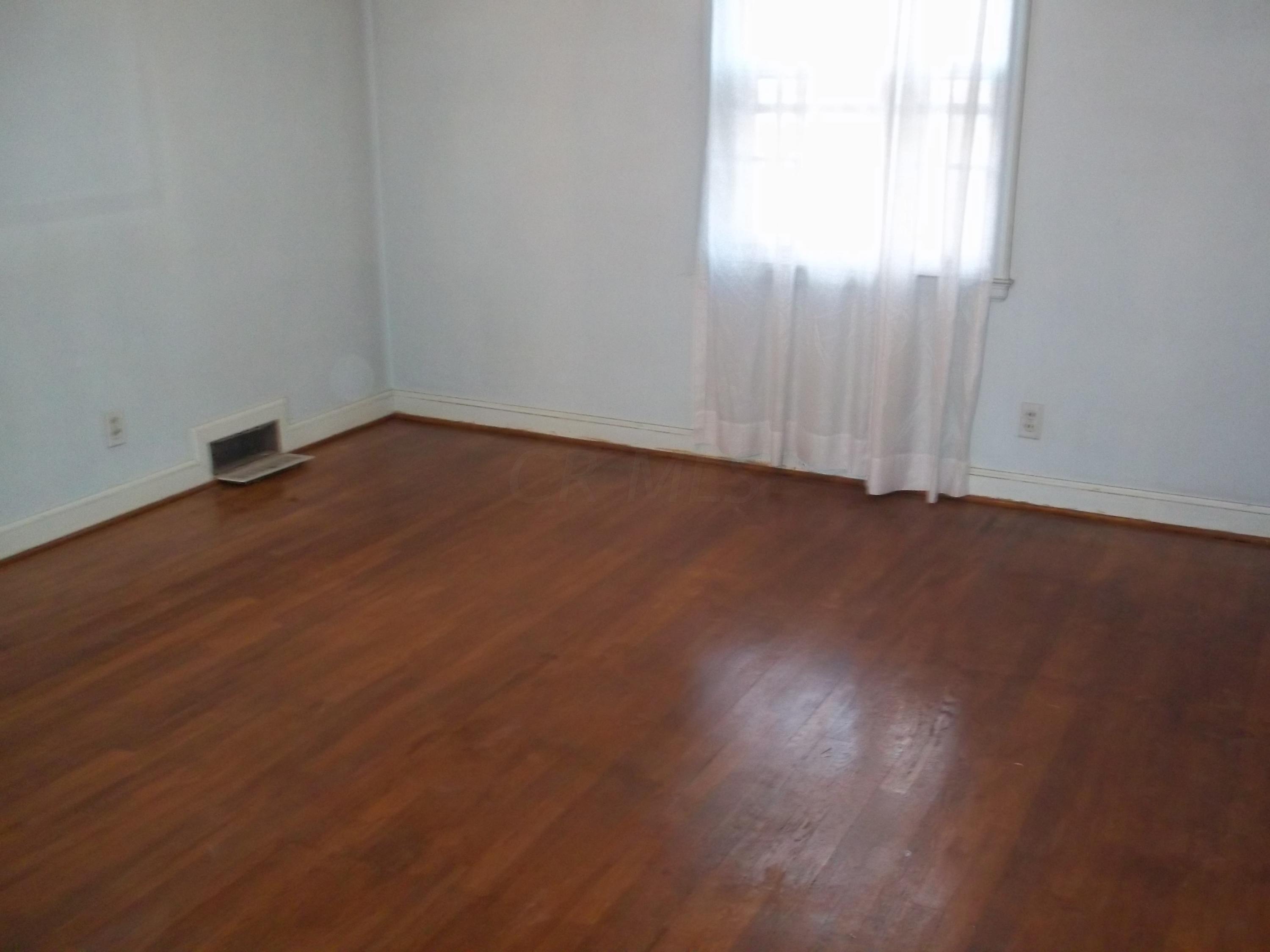 2697 Camden Road Columbus, OH 43221 - Photo 5 of 16 Gallery Image 5