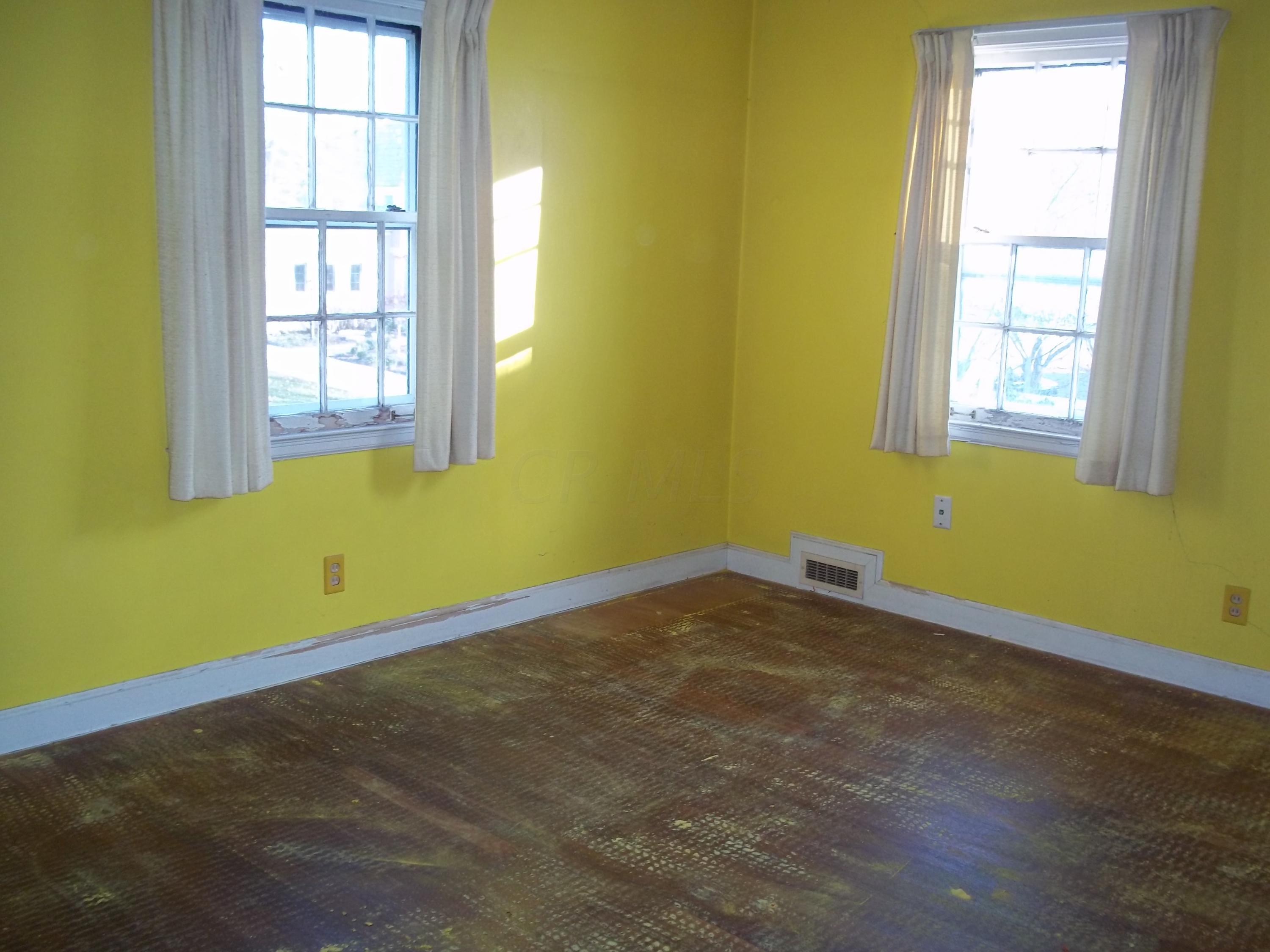 2697 Camden Road Columbus, OH 43221 - Photo 8 of 16 Gallery Image 8