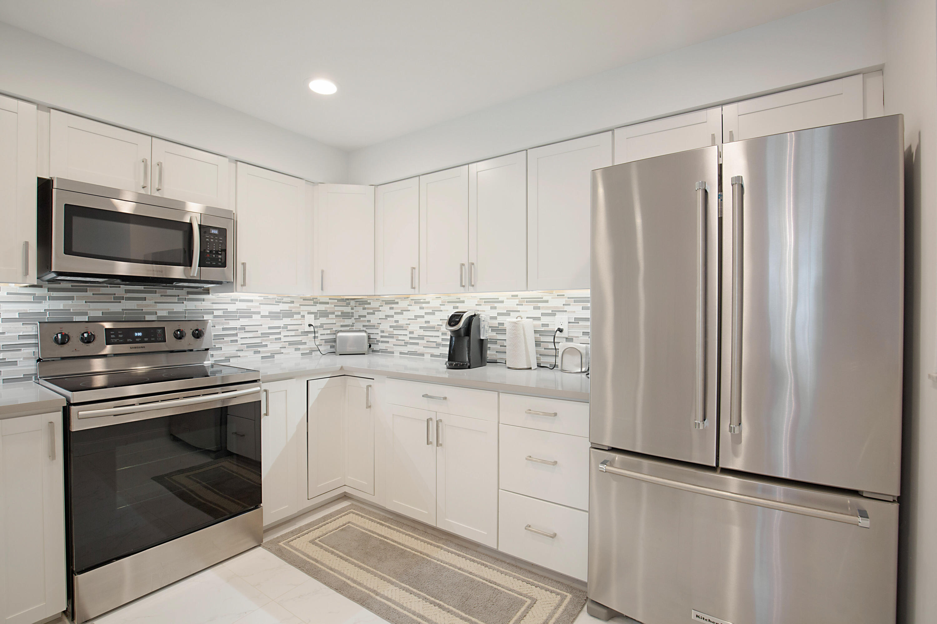 202 Mainsail Circle Jupiter, FL 33477 - Photo 27 of 35 Kitchen