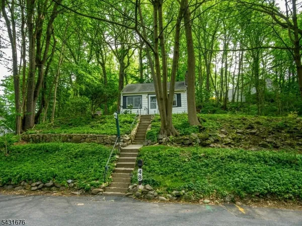 $300,000 | 48 Vail Road, Landing, NJ 07850