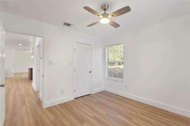 $259,900 | 916 Zelda Drive, Hurst, TX 76053