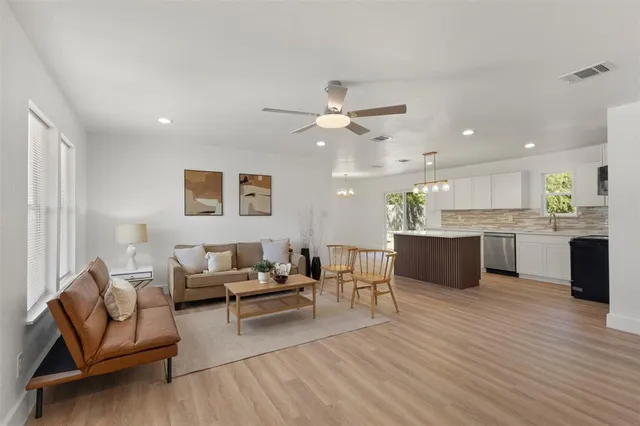 $259,900 | 916 Zelda Drive, Hurst, TX 76053