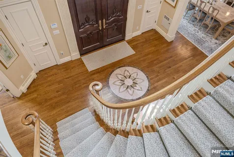 $3,388,000 | 68 Bramshill Drive, Mahwah, NJ 07430