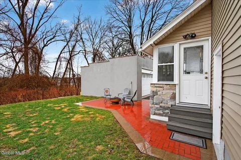 $364,900 | 36 Frost Place, Albany, NY 12205
