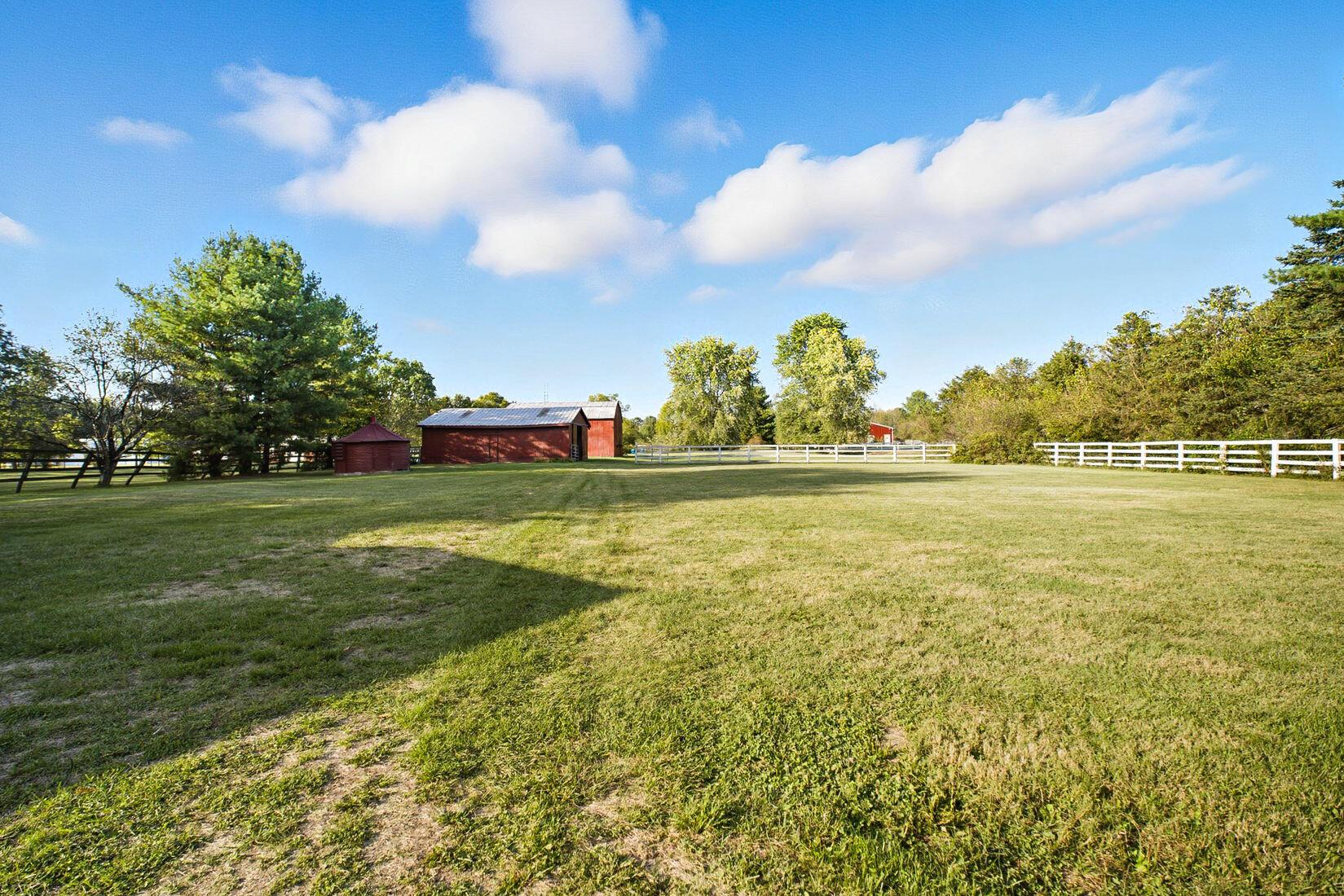 11951 Center Village Road Galena, OH 43021 - Photo 56 of 64 Barn