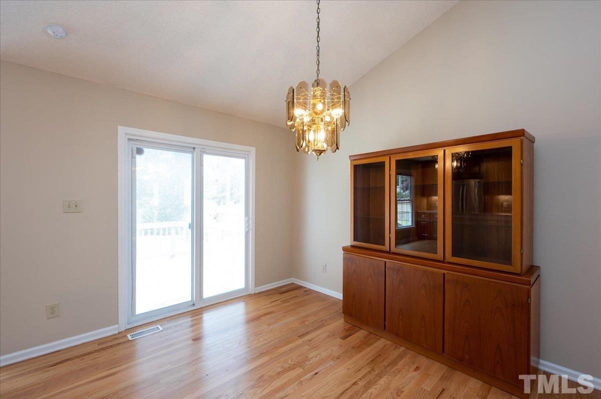 4605 Knightsbridge Way Raleigh, NC 27604 - Photo 8 of 23
