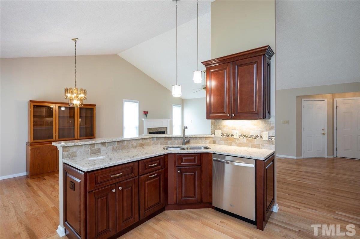 4605 Knightsbridge Way Raleigh, NC 27604 - Photo 9 of 23