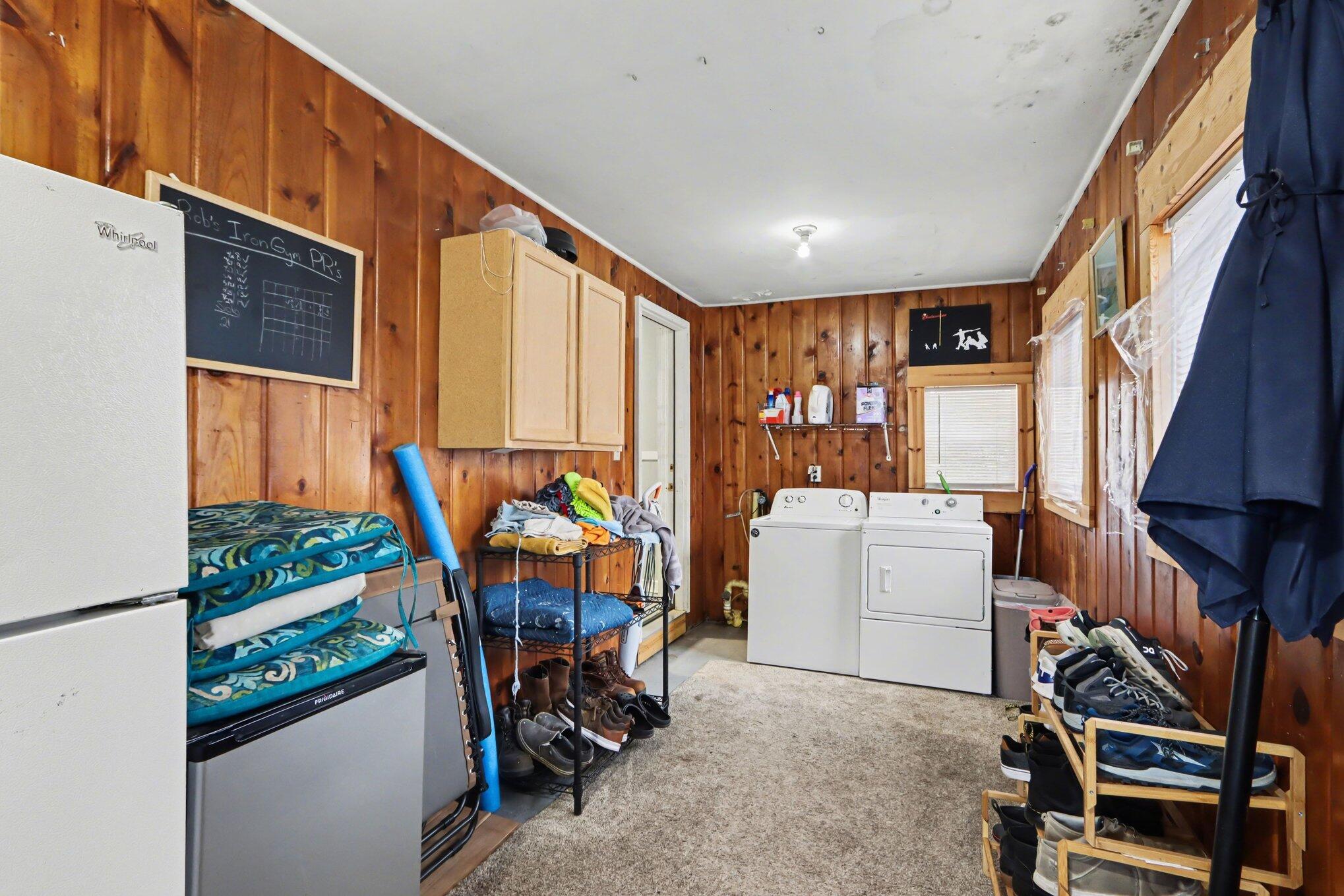 637 Denner Street Kalamazoo, MI 49006 - Photo 16 of 24 018_file_8082