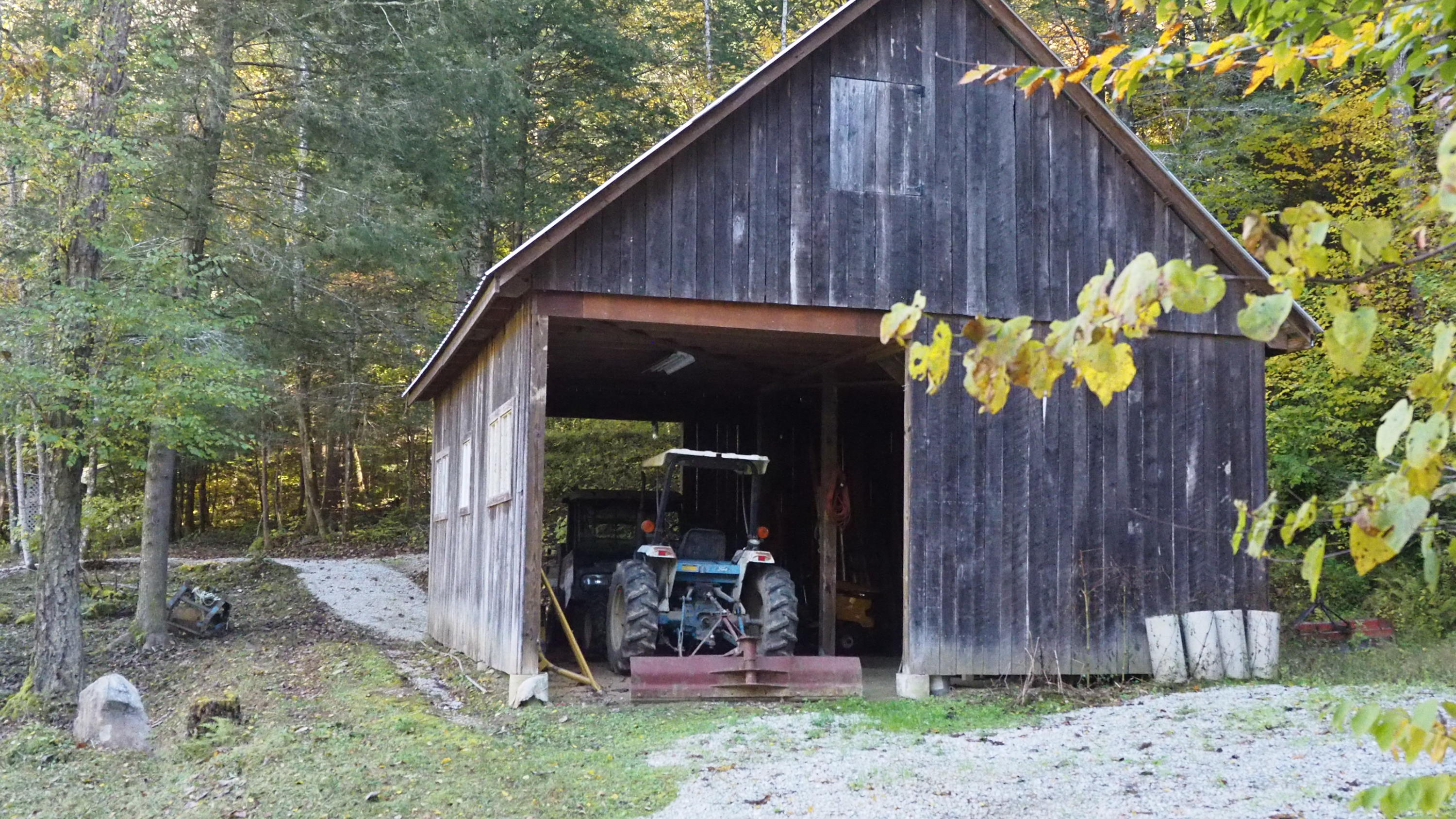920 Norma Road Huntsville, TN 37756 - Photo 25 of 27 BarnPA290532