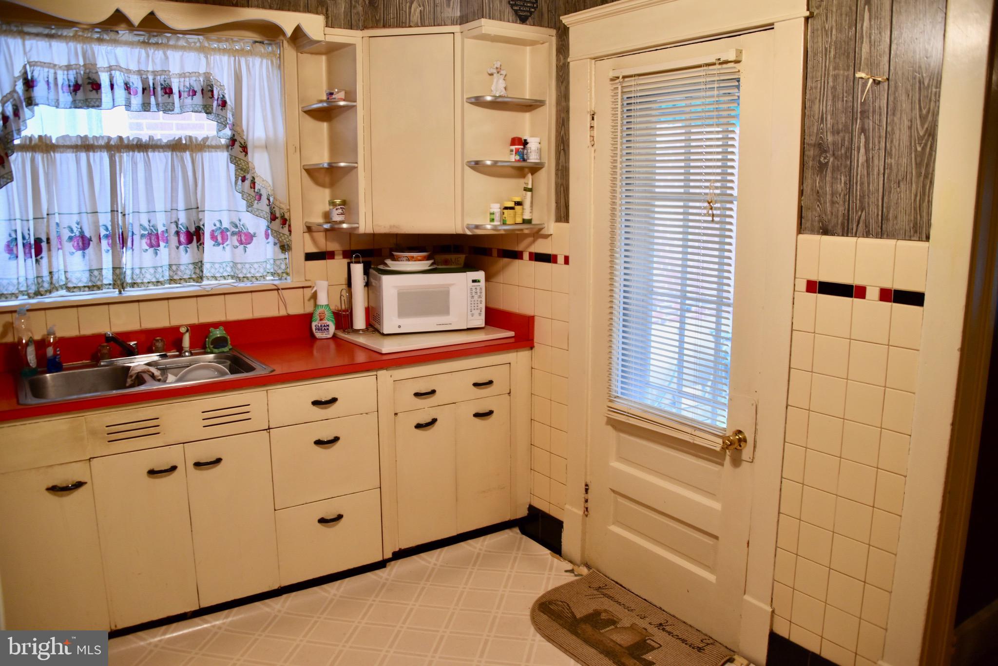 111 North Sterley Street Reading, PA 19607 - Photo 13 of 26 Gallery Image 13