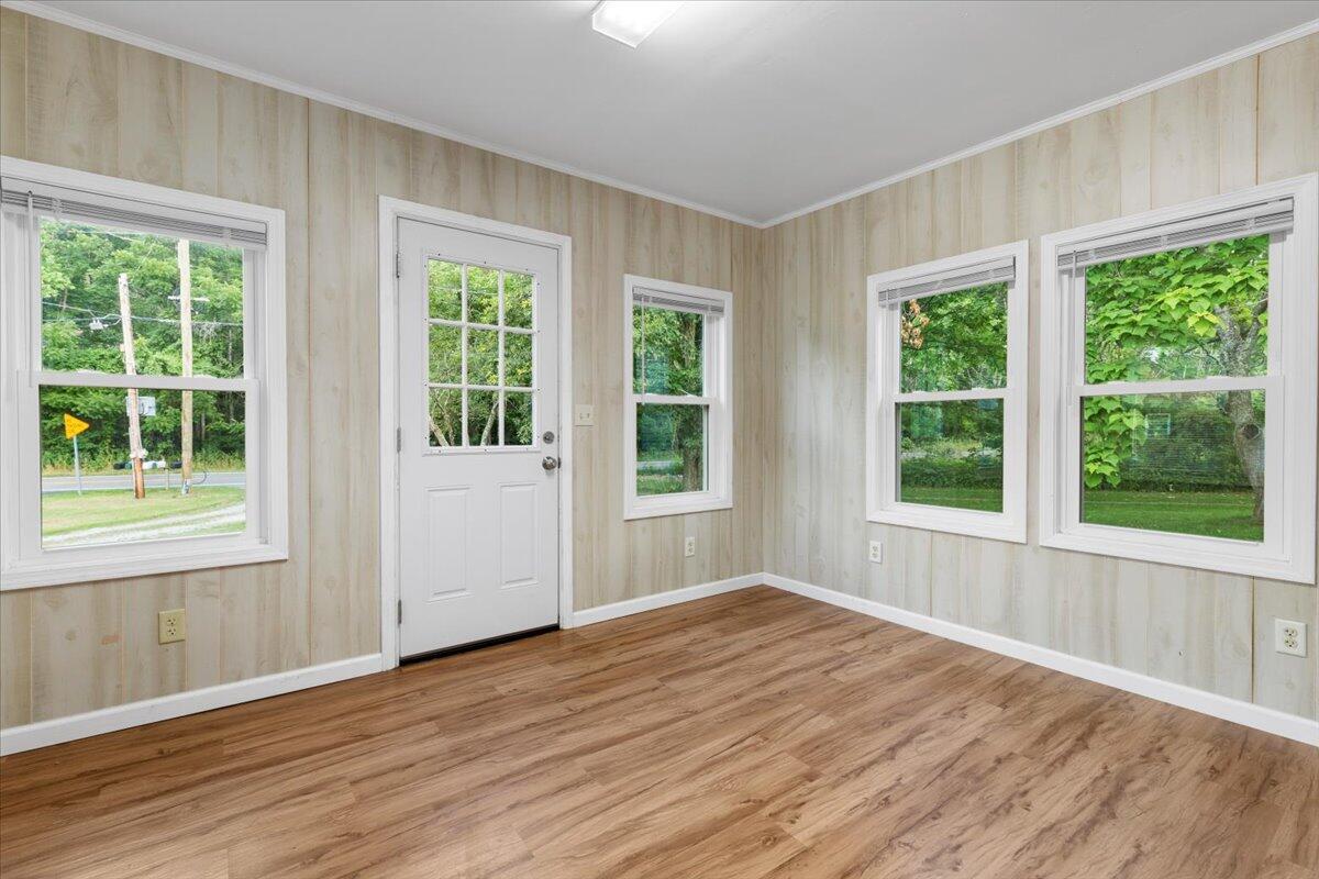 5583 Bradshaw Road Salem, VA 24153 - Photo 23 of 51 24-IMG_1304