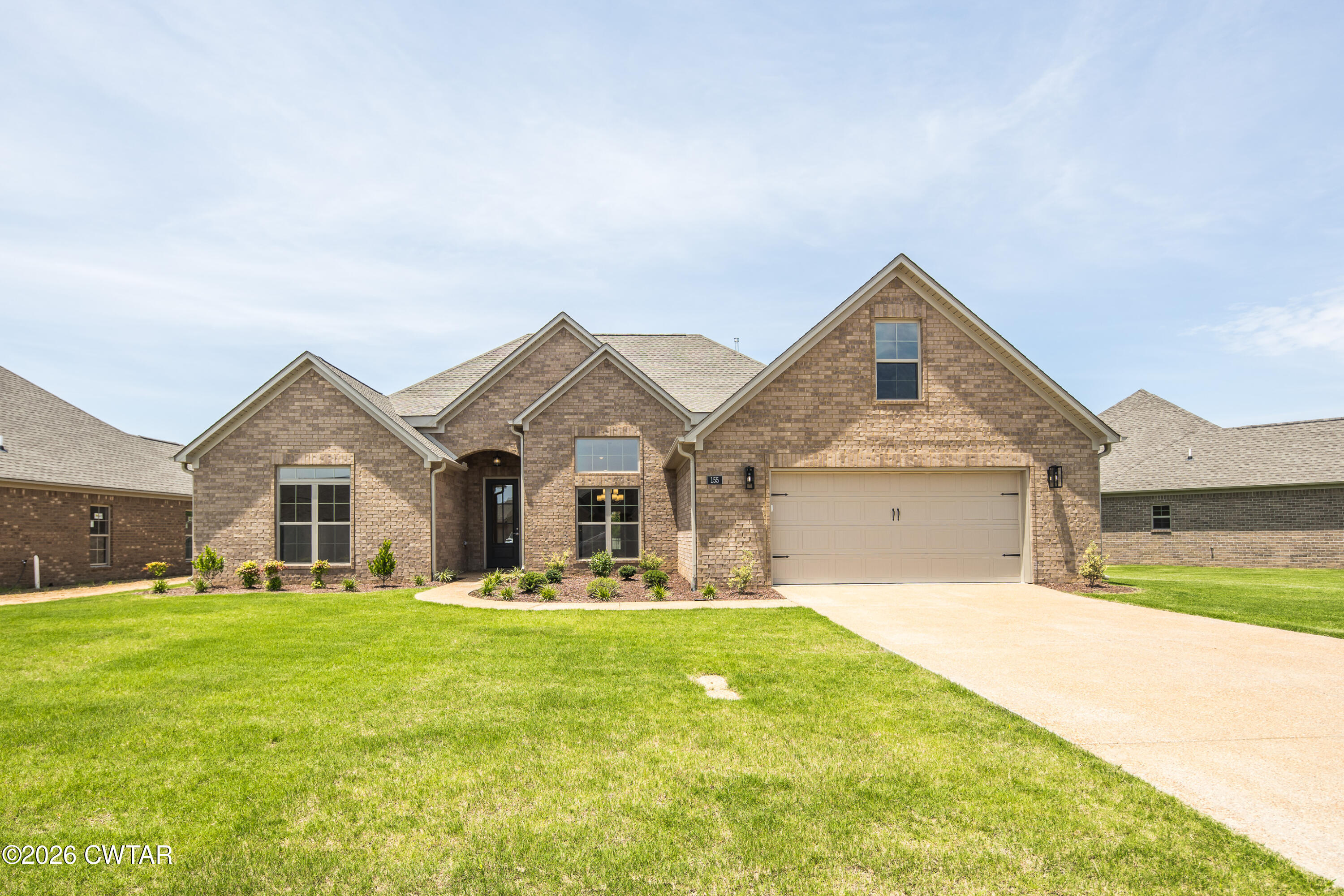 155 Roxbury Drive Jackson, TN 38305 - Photo 1 of 40 002-155 Roxbury Dr-MLS Version