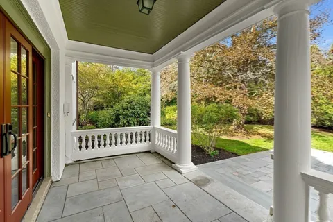 $2,695,000 | 2 Ocean Avenue, Swampscott, MA 01907