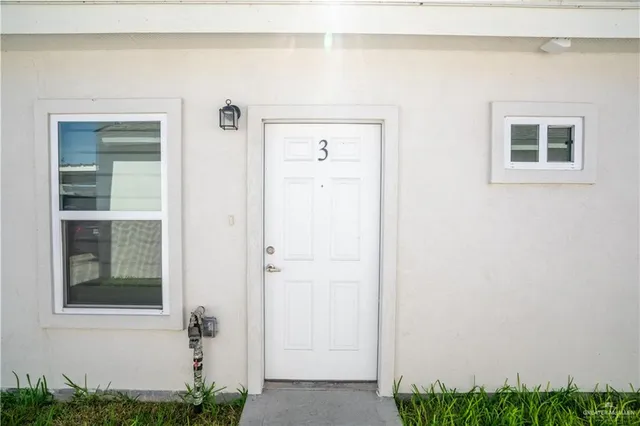 a view of an entryway of house