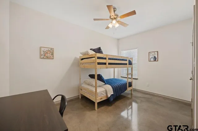 $1,470 | 16374 County Road 4100, Unit 1, Lindale, TX 75771