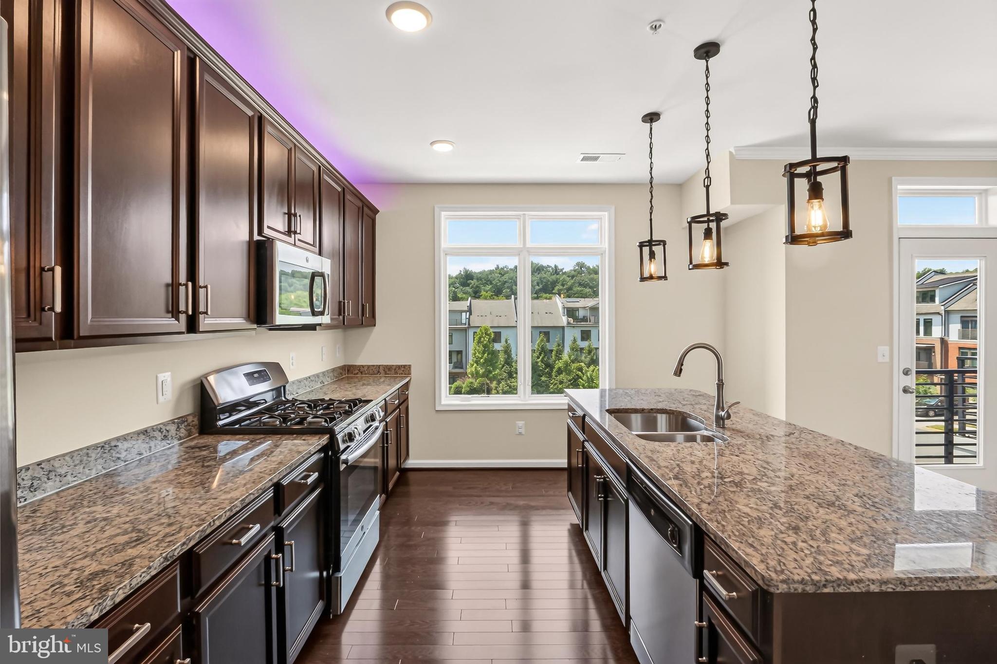 1210 Ribbon Limestone Terrace Southeast Leesburg, VA 20175 - Photo 16 of 58
