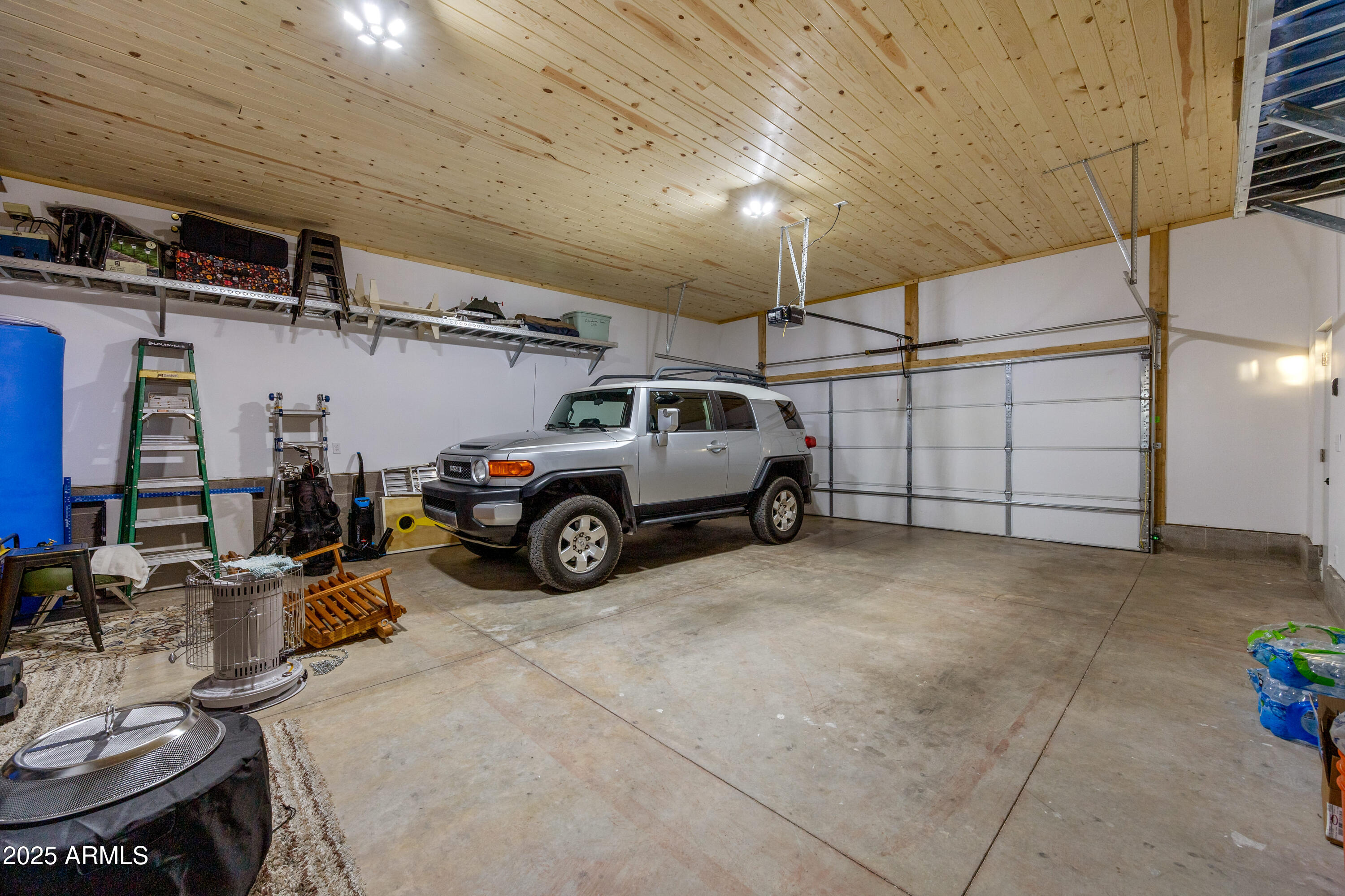 3334 Sawmill Ridge Loop Heber, AZ 85928 - Photo 33 of 58 a view of a garage