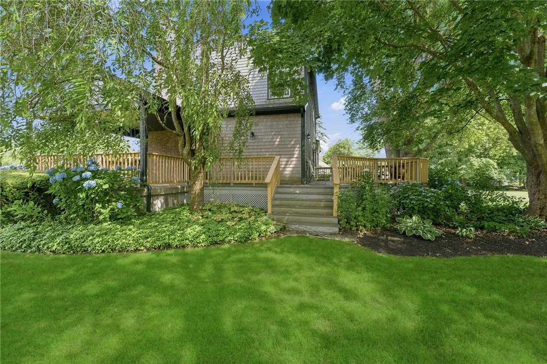 131 Taylor Road Portsmouth, RI 02871 - Photo 14 of 33