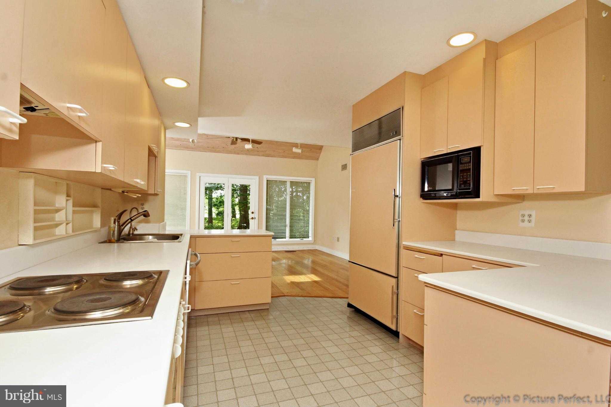 10512 Coppermine Road Woodsboro, MD 21798 - Photo 18 of 30 Kitchen