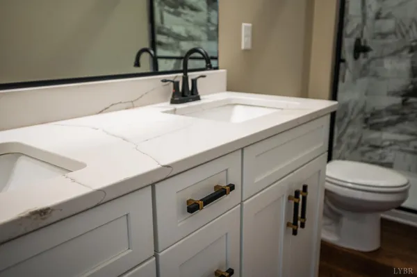 a bathroom with a sink and a toilet