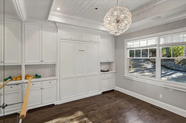 $6,998,000 | 110 Bear Gulch Drive, Portola Valley, CA 94028